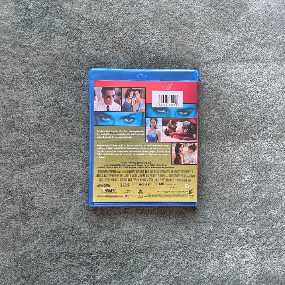 Wild Things Blu-Ray - Picture 2 of 2